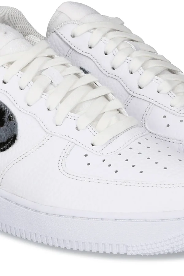 Nike - Air Force 1 LV8 Sneakers - Women, White