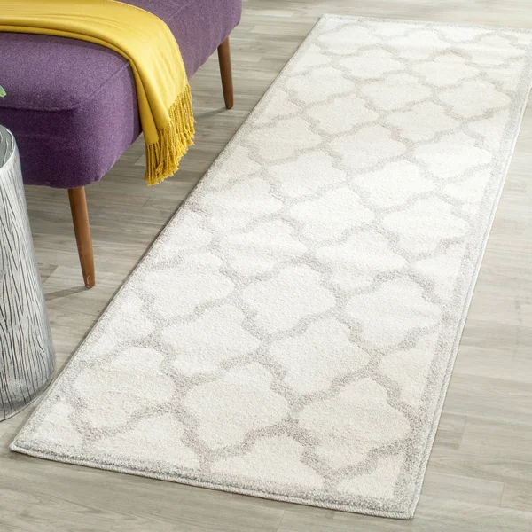 Safavieh 10& x 14& Amherst AMT420E Beige, Light Grey Rug