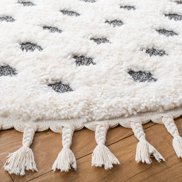 Safavieh Moroccan Tassel Shag Rug Collection MTS690A - Ivory - Grey - 4' x 6'