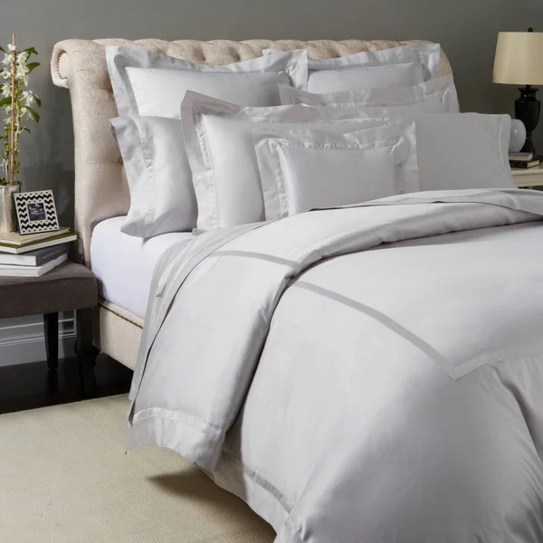 Matouk Nocturne - Full/Queen Duvet Cover, Opal