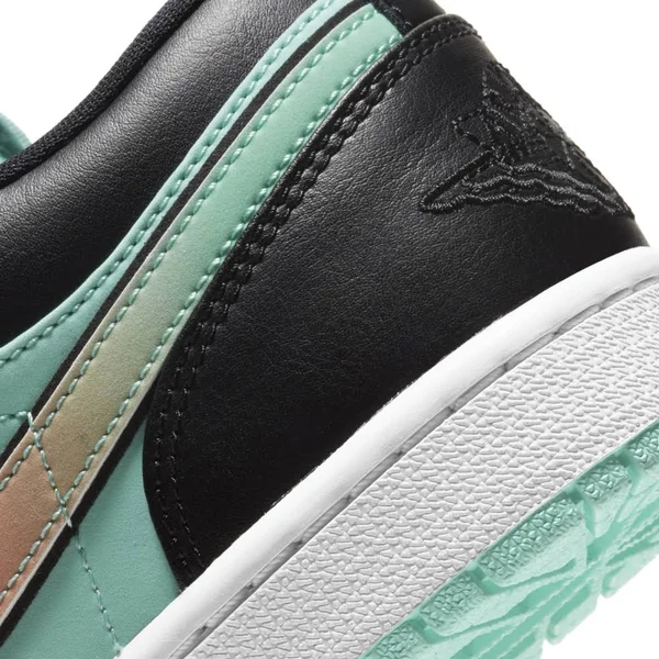 Air Jordan 1 Low SE Tropical Twist 10.5