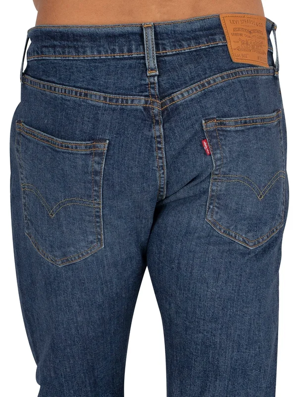Levis 502 Regular Tapered Jeans Blue