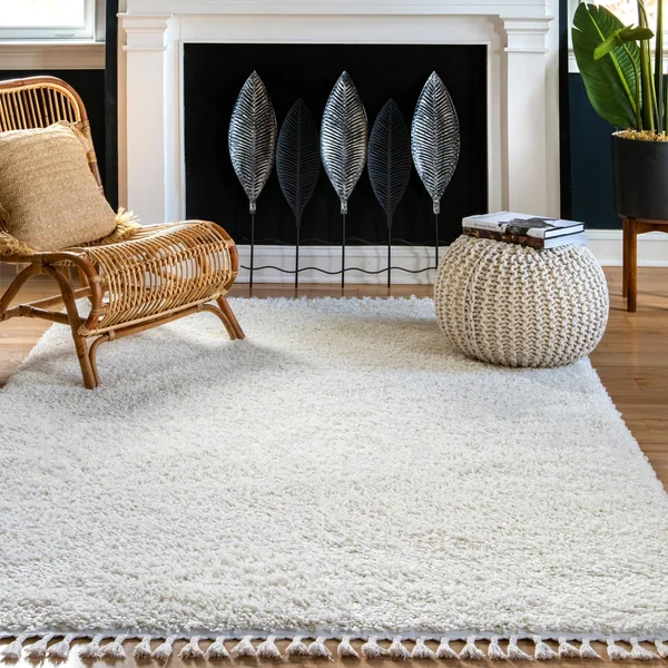 nuLOOM Dorisa White 6 ft. 7 in. x 9 ft. Indoor Area Rug