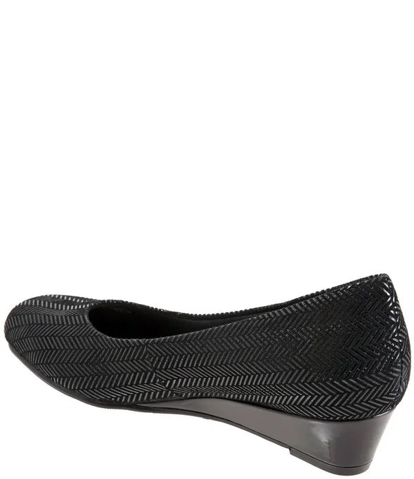 Trotters Women's Lauren - Black Suede/Patent Leather