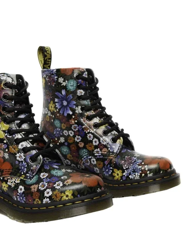 Dr.Martens Women's 1460 Pascal Boots