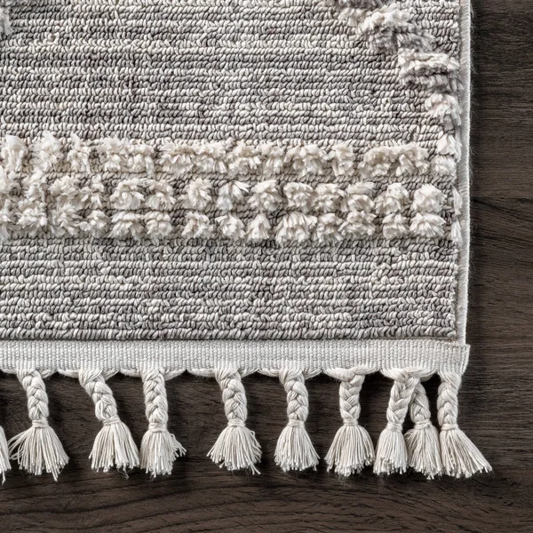 nuLOOM Skylar Textured Trellis Tassel Beige 6 ft. 7 in. x 9 ft. Area Rug