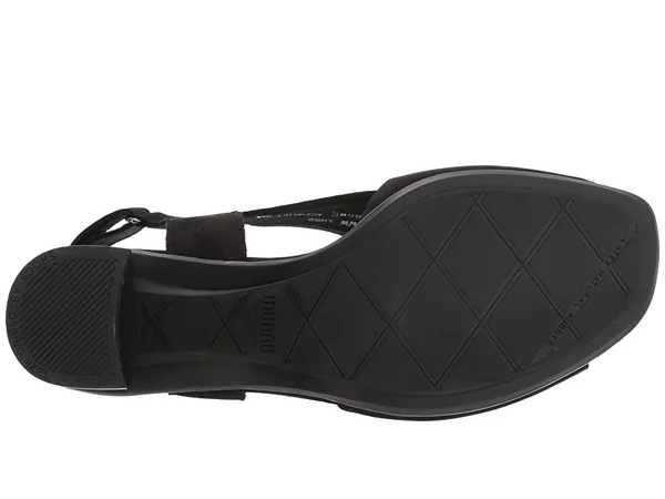 Munro Laine Women's Black Sandal 8 E2