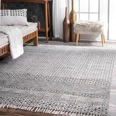 Lillian Geometric Handmade Flatweave Light Gray Area Rug Mistana Rug Size: Rectangle 6& x 9&