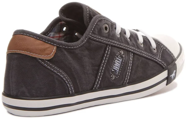 Mustang 1099-302 in Black