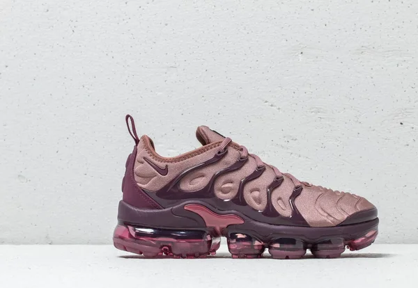 Nike Air VaporMax Plus Smokey Mauve Women's Shoes - Size: 9