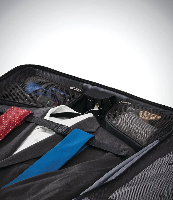 Samsonite Obsidian Black Silhouette 16 Duet Spinner Garment Bag - 22.25" x 22.5" x 11.75"