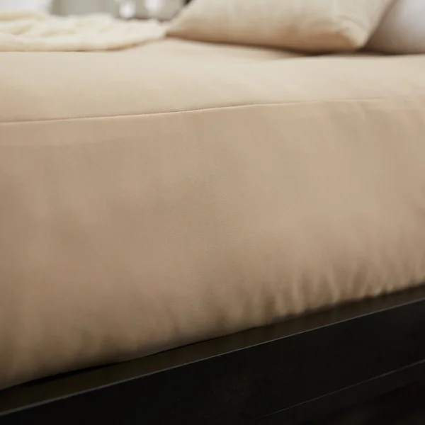 Humble and Haute Queen Size 8-Inch Red Suede Gel Memory Foam Futon Mattress