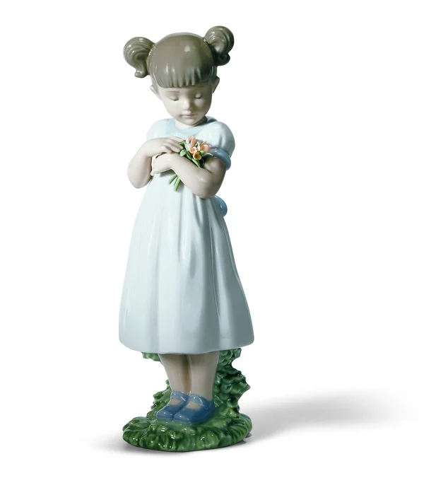 Lladro Flowers for Mommy Figurine