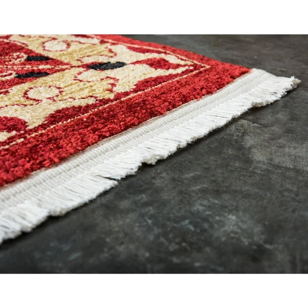 Unique Loom Carnation Edinburgh Area Rug - 7& x 10& (Rust Red)