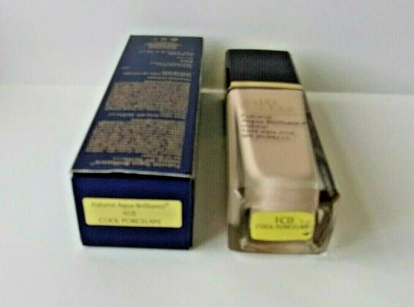 Estee Lauder Futurist Aqua Brilliance Makeup SPF20 - #1C0 Cool Porcelain 30ml/1oz