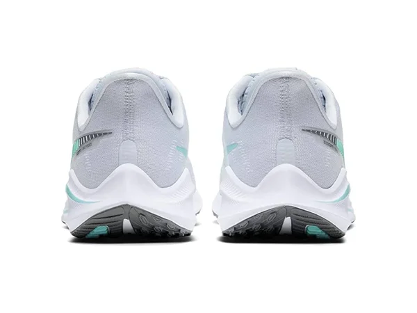 Nike Air Zoom Vomero 14 Football Grey/White Women's Running Shoes - Size: 6