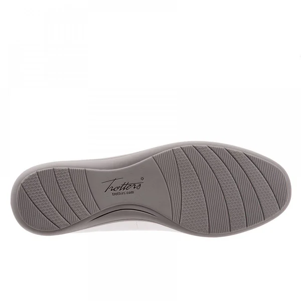 Women's Trotters Darcey Flat - White - Size 11