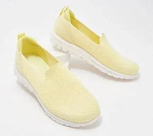 Skechers GOwalk Classic Washable Knit Slip-On Shoes- Daydream - Size 12 Medium, Yellow