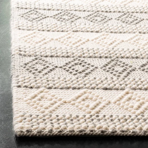 Safavieh Natura NAT750F 5& x 8& Grey - Ivory Rug