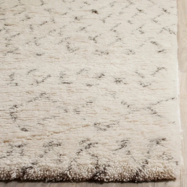 Safavieh Casablanca Ivory & Natural 2&-3x22 x 14& Rug