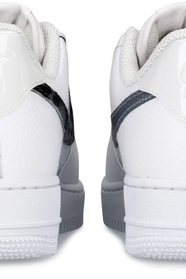 Nike - Air Force 1 LV8 Sneakers - Women, White
