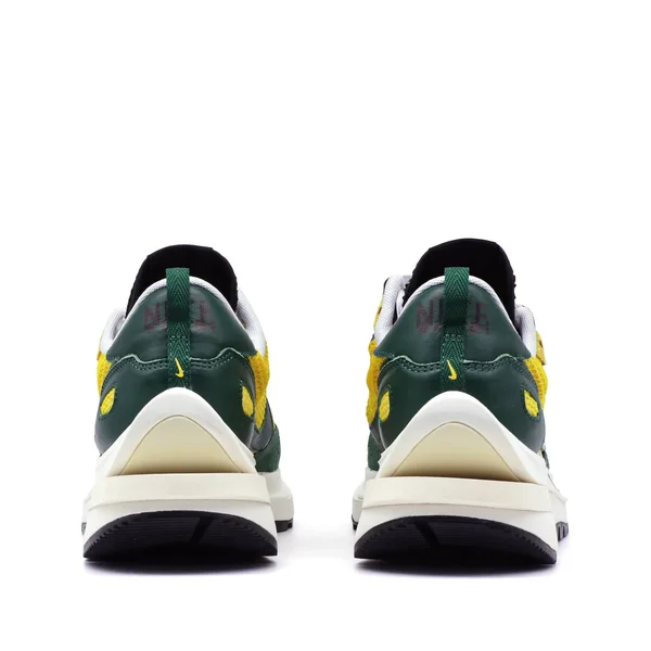 Nike Sacai x Vaporwaffle &Tour Yellow& Mens Sneakers - Size 4.0