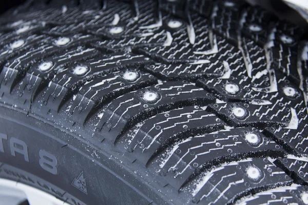 Nokian Hakkapeliitta 8 Studded 195/55R15 89T XL BW - Black