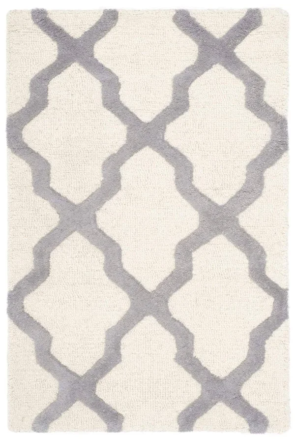 Safavieh Cambridge Ivory & Silver 9& x 12& Rug