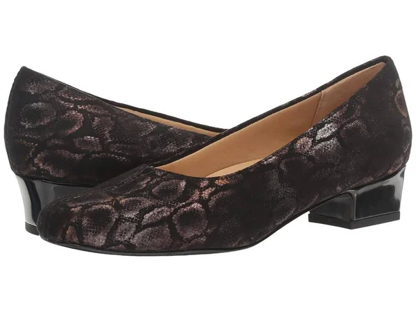 Women's Trotters &Doris& Pump, Size 7 M - Black