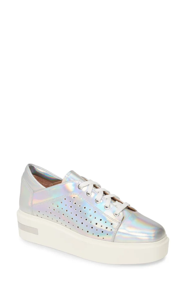 Women's Linea Paolo Kendra Platform Sneaker - Size 5 M - Metallic