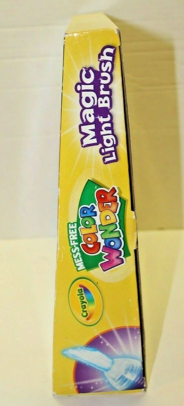 Crayola Mess Free Color Wonder Magic Light Brush Kit