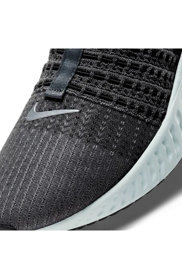 Nike Men's React Phantom Run Flyknit 2 Running Shoes CJ0277 - 10.5, Grey