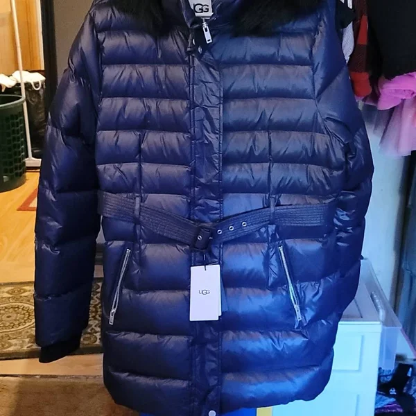 Ugg Women's Valerie Belted Down Coat Polyester, Size XL
