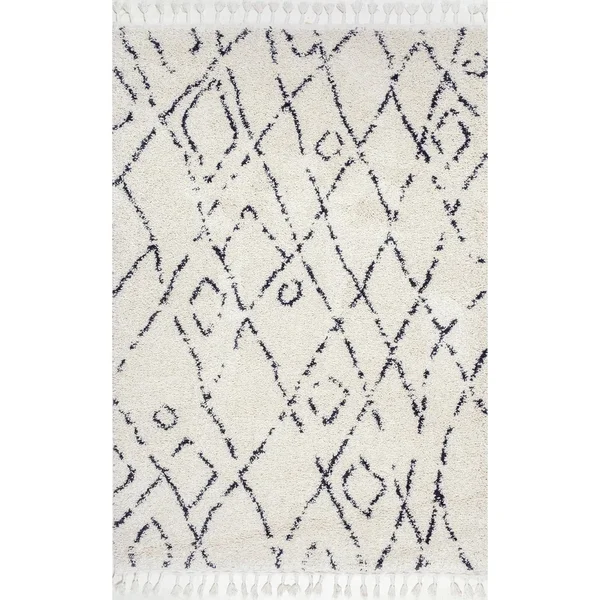 nuLOOM Nieves Moroccan Diamond Tassel Off White 4& x 6& Rug
