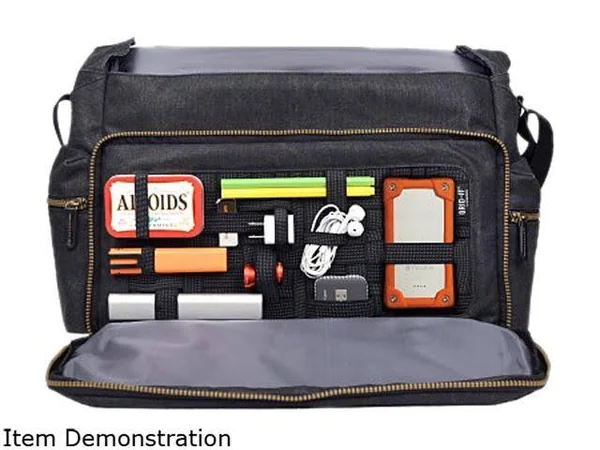 Cocoon Urban Adventure Notebook carrying shoulder bag