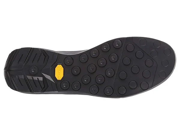 Arc&teryx Konseal LT Shoe Women's (Black/Black, 9)