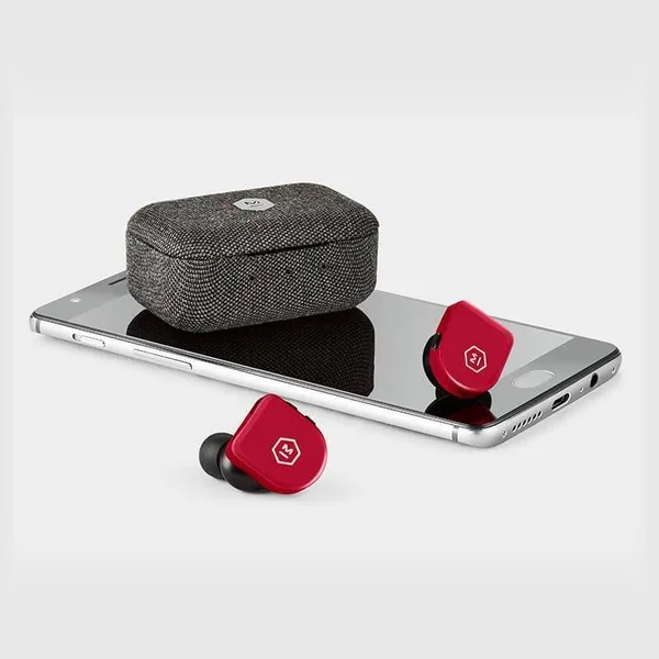Master & Dynamic MW07 Go True Wireless Earphones -Lime Green