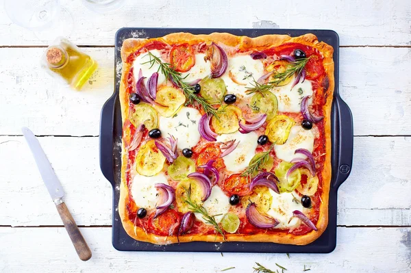 Emile Henry Square Pizza Stone - Burgundy