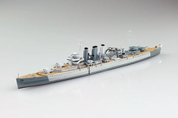 Aoshima 1/700 HMS Dorsetshire Heavy Cruiser Indian Ocean Raid