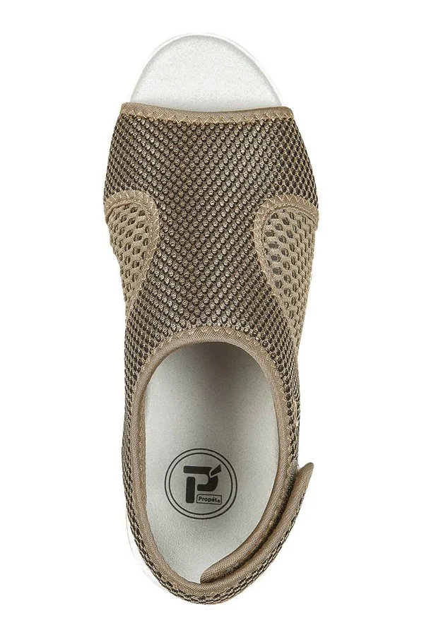 Propet Women's TravelActiv SS Gold/Black 5 M