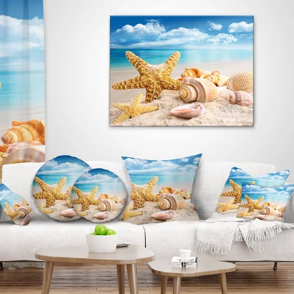 Designart &Starfish and Seashells on Beach& 4 Piece Graphic Art on Wrapped Canvas Set
