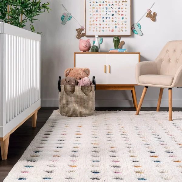 nuLOOM Behati High-Low Polka Dot Tassel Area Rug, Size: 6& 7 inch x 9&