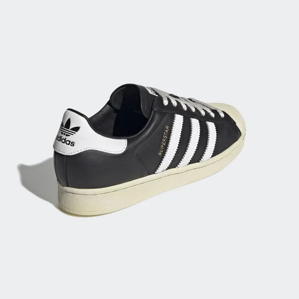 Adidas Superstar &Black White& Mens Sneakers - Size 4.5