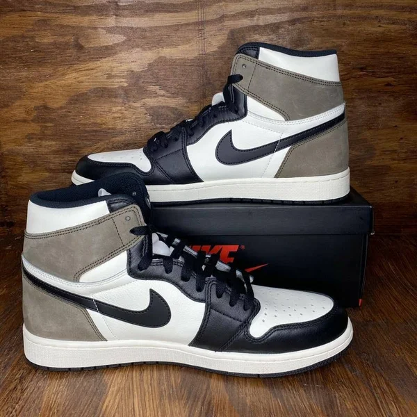 Air Jordan 1 High OG Patina (Light Army) - Size 5 Men
