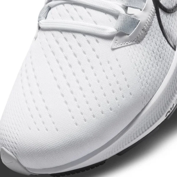 Nike Men's Air Zoom Pegasus 38 Running Shoes, White