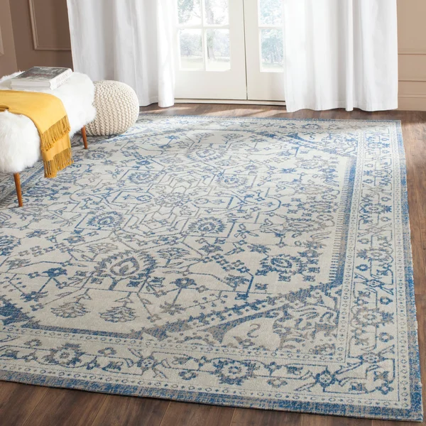 Safavieh Patina PTN318C 5&1x22 x 7&6x22 Light Grey - Blue Area Rug