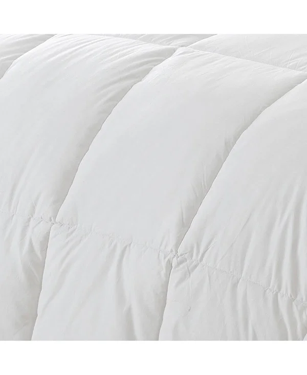 AC Pacific Luxury Goose Down Medium Warmth Comforter, Queen - Medium bei