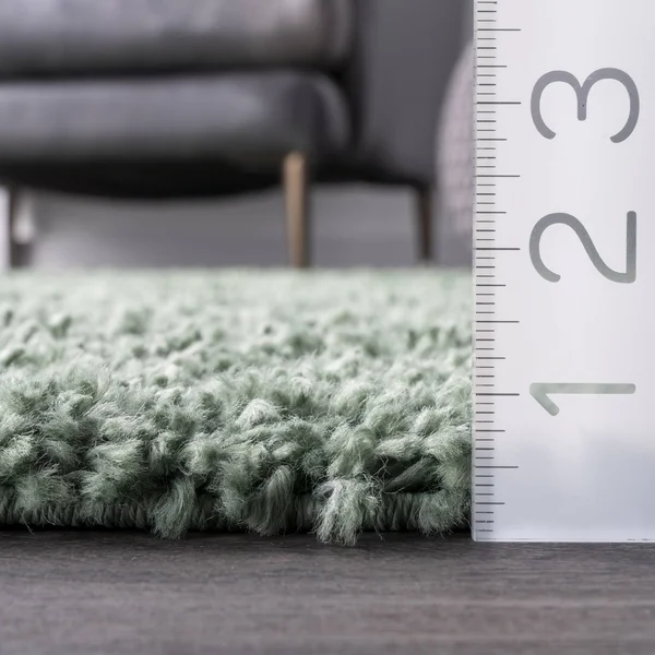 nuLOOM Kara Solid Shag Green 10 ft. 2 in. x 14 ft. Area Rug