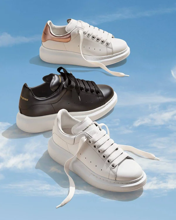 Alexander McQueen Oversized Sneakers - White/Rose Gold, Women's, 37EU, Sneakers & Trainers Chunky & Oversized Dad Sneaker