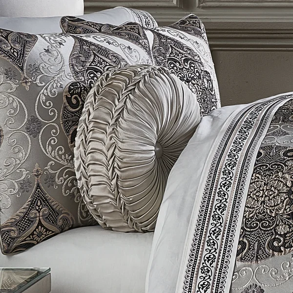 J Queen New York Desiree Tufted Round Decorative Throw Pillow - Silver